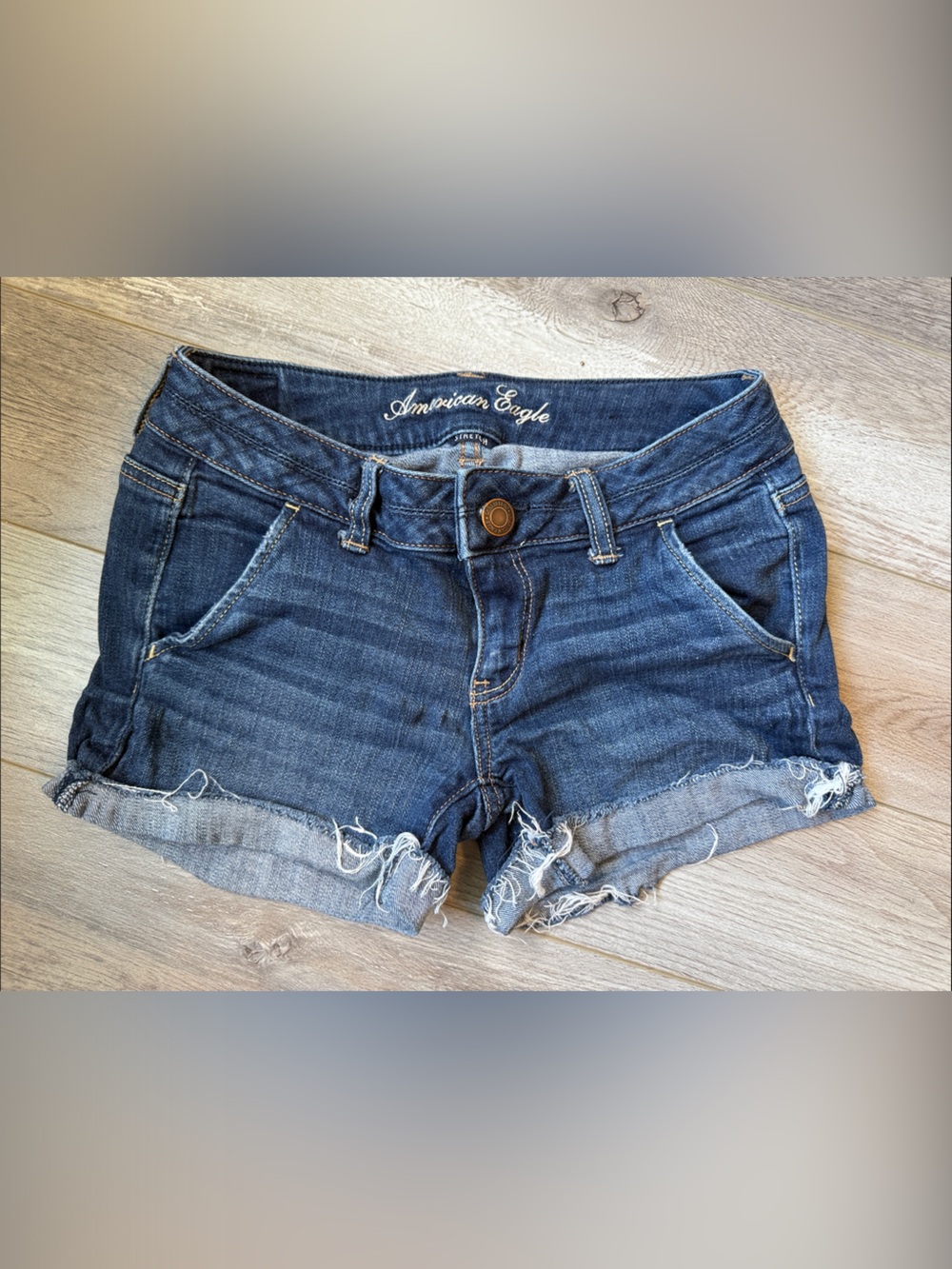 American Eagle Outfitters Frayed Hem Denim Stretch Shorts- Size 2